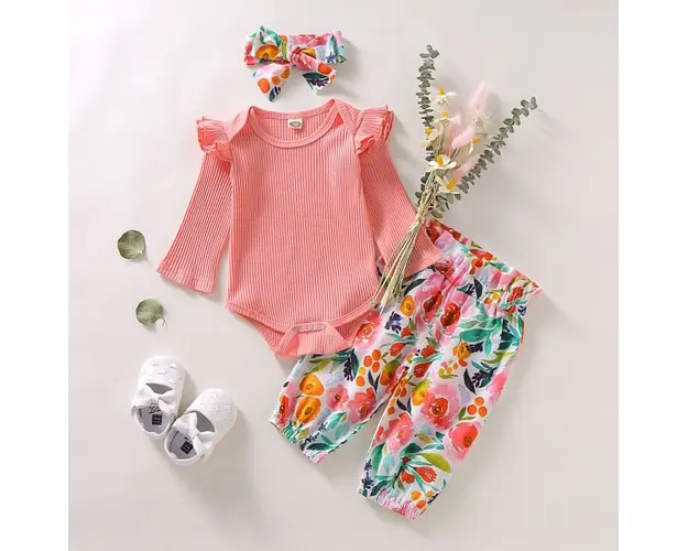 Compleu pentru fetite cu body roz