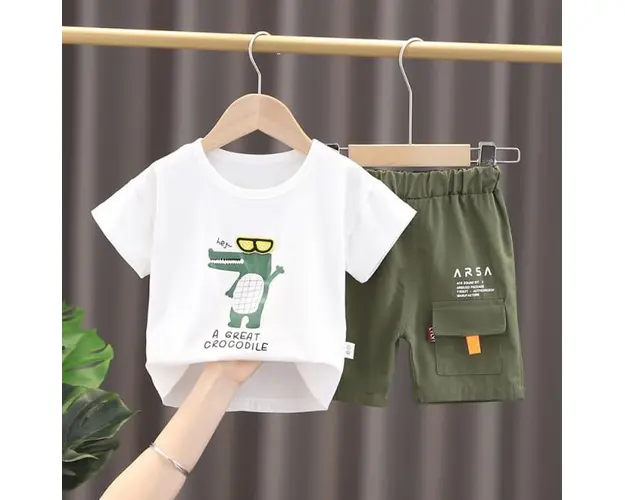 Costum cu tricou alb - Croco