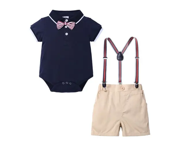 Costum elegant cu body bleumarine tip polo