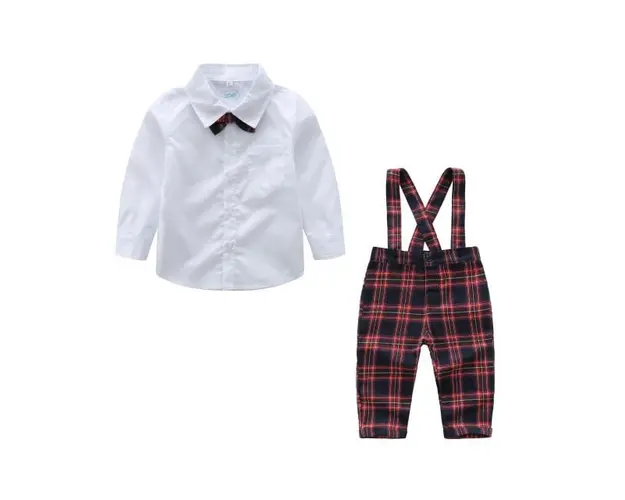 Costum elegant cu salopeta in carouri rosii