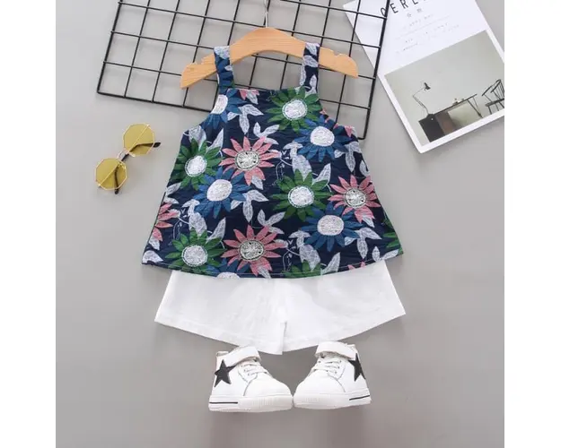 Costumas pentru fetite - Flori colorate pe fond bleumarine