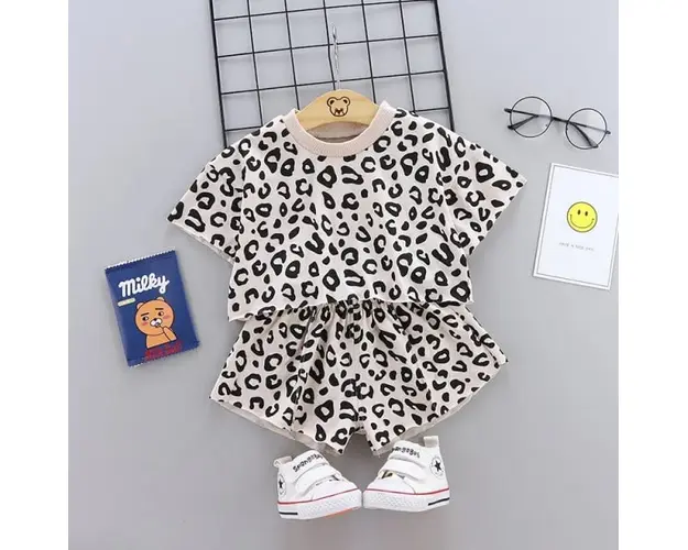 Costumas pentru fetite - Leopardul crem