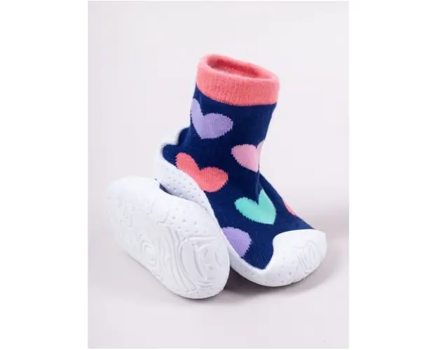 Mocasini pentru copii cu talpa antiderapanta  Model cu inimioare colorate