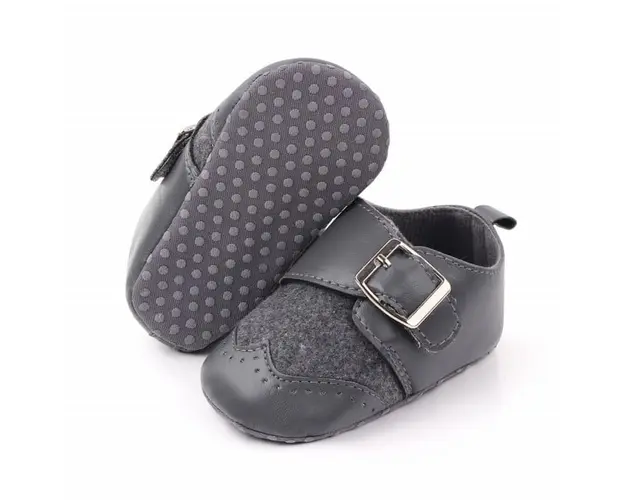 Pantofi eleganti gri cu catarama