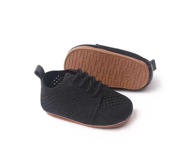 Pantofiori bebelusi negri crosetati
