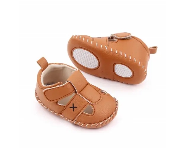 Pantofiori decupati maro deschis