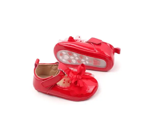 Pantofiori rosii din piele ecologica lacuita cu fundita