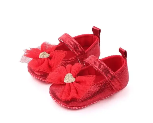 Pantofiori rosii sidefati cu fundita din tulle