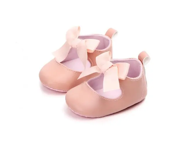Pantofiori roz cu fundita