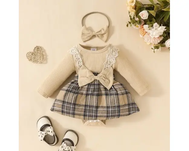 Rochita body crem cu fustita in carouri