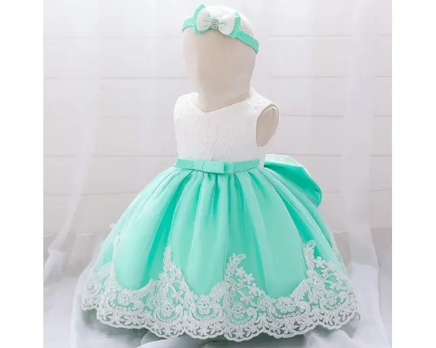 Rochita vernil de ocazie cu dantela