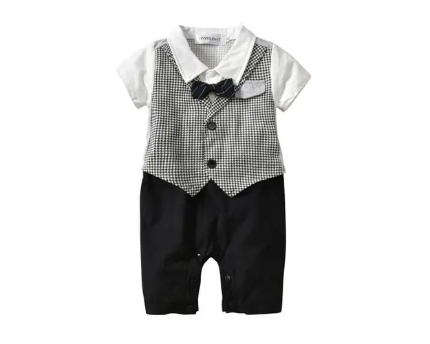 Salopeta baietei cu vestuta aplicata si papion