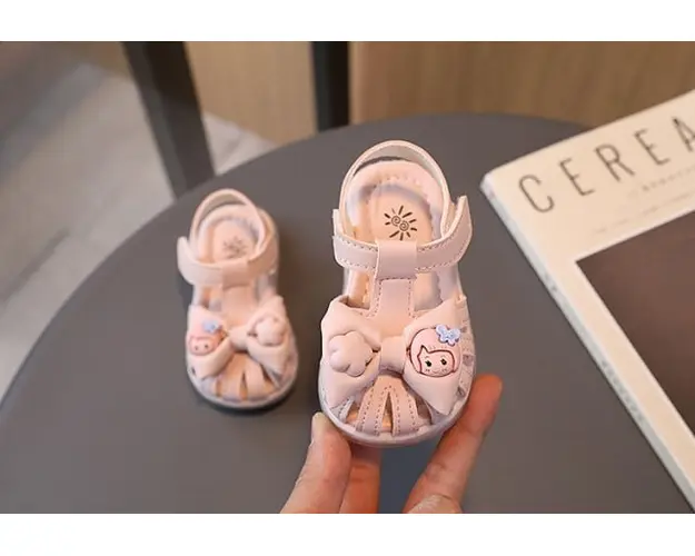 Sandale roz pudra pentru fetite - Papusica