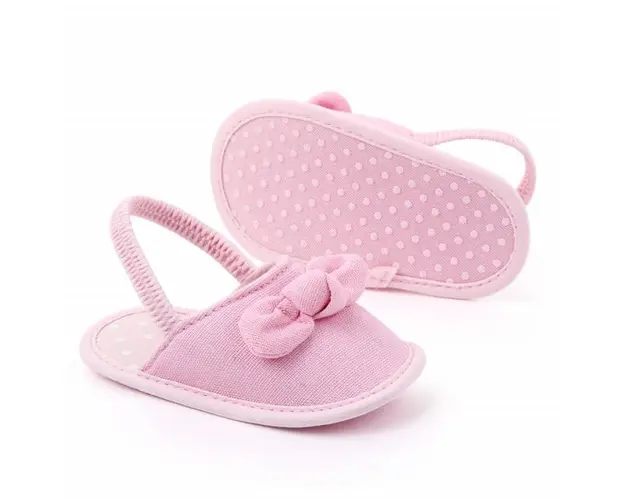 Sandalute roz inchise in fata - Fundita