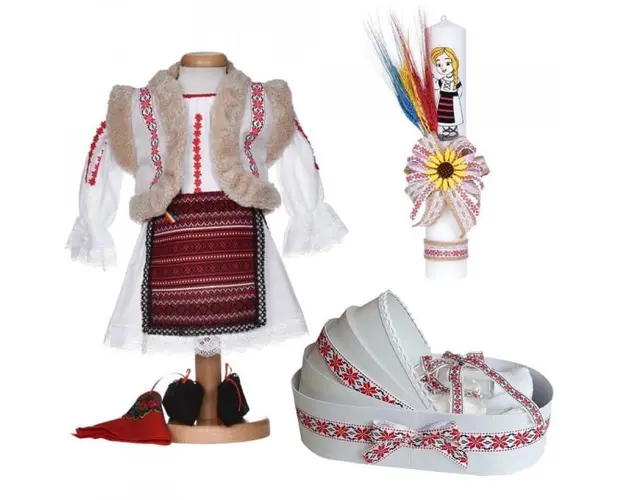Set costum national fata, trusou botez landou si lumanare, decor traditional, Denikos® C9273