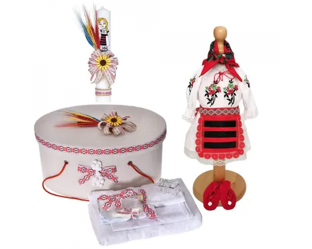 Set costum rochita traditionala, trusou botez, cutie trusou si lumanare, decor national, Denikos® C9103