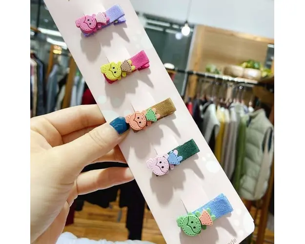 Set de 5 clame colorate pentru par - Papusele