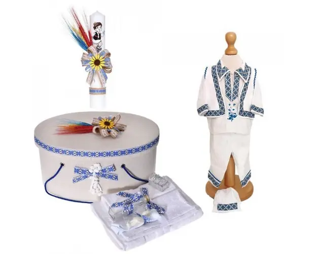 Set traditional, trusou botez, cutie trusou, lumanare si costum popular baietel, Denikos® C9090