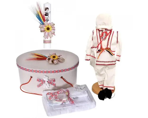 Set traditional, trusou botez, cutie trusou, lumanare si costum popular baietel, Denikos® C9096