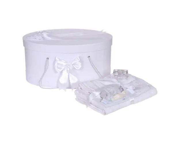 Set trusou botez si cutie trusou, dantela si fundite, decor Alb, Denikos® 844