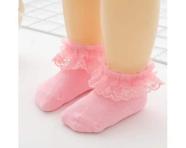 Sosete cu danteluta - Bella