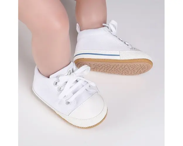 Tenisi albi pentru bebelusi - Magic