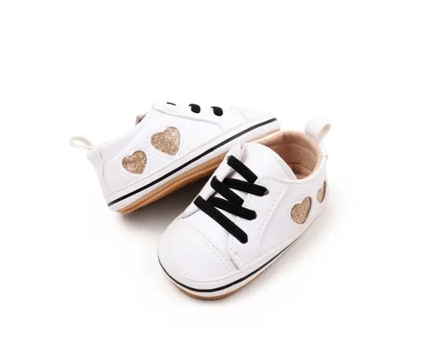 Tenisi albi pentru fetite - Glitter hearts