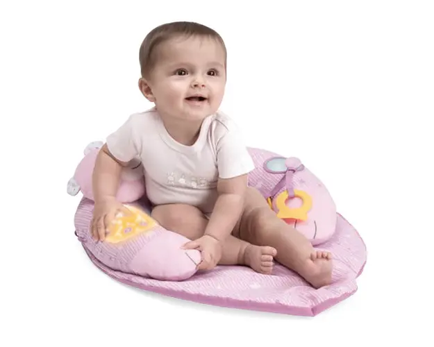 Jucarie Chicco centru de activitate 3 in 1, Primul meu cuibusor, roz, 0 luni+