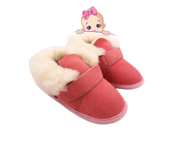 Botosei pentru copii din piele intoarsa si captuseala din lana, 100% naturala, roz, marime 23
