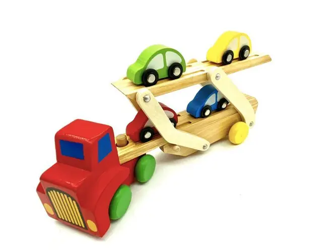 Camion transportator din lemn cu 4 masinute,7Toys