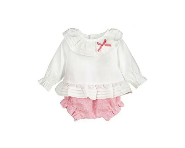 Compleu Dahlia, bluza alba cu maneca lunga si pantalonasi scurti roz pastel