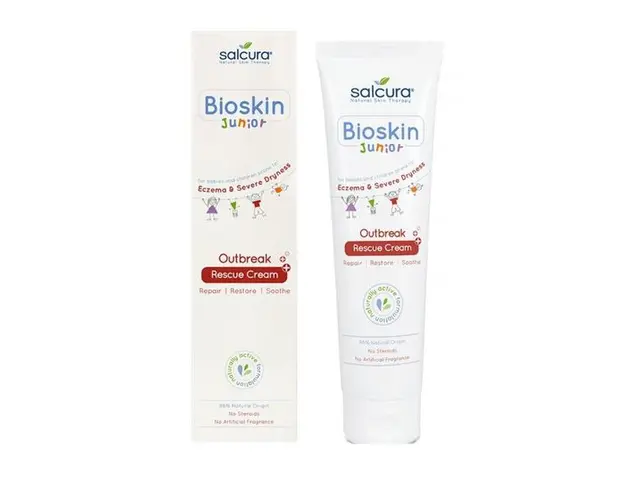 Crema Reparatoare si Calmanta pentru Bebelusi si Copii Bioskin Salcura, 150ml