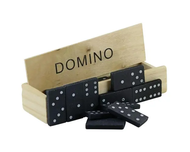 Joc Domino, piese si cutie din lemn 
