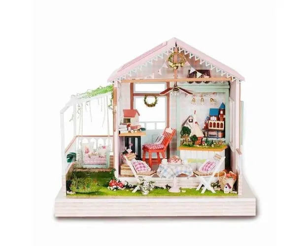 Joc interactiv, educational, macheta casuta de asamblat, miniatura, Casuta vesela, DIY