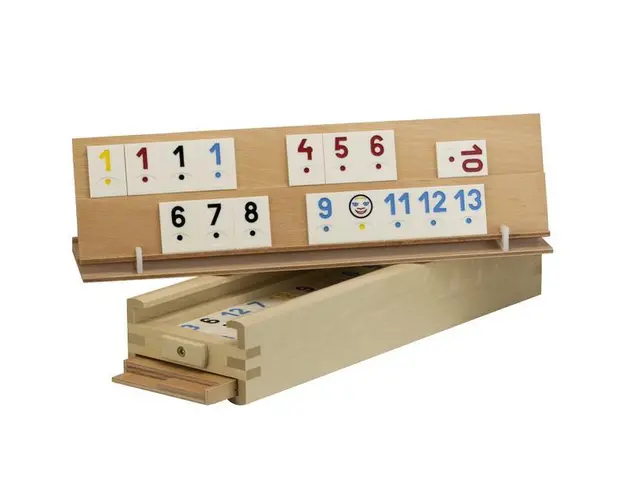 Joc Rummy Medias