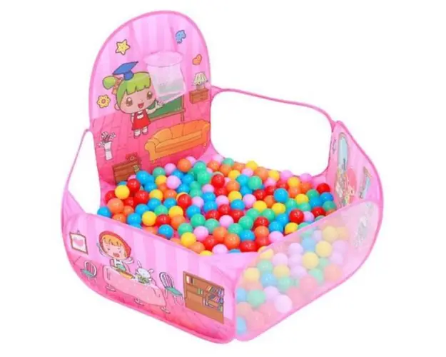 Piscina pentru fetite cu cos de baschet si 50 de bile incluse 