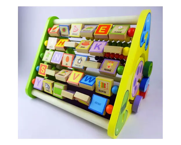 Centru de activitati - litere si imagini in romana