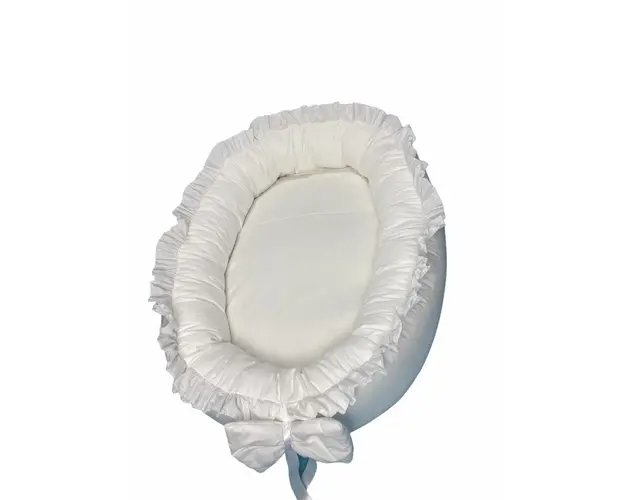 Cuib baby nest bebelusi cu volanase Alb LUX