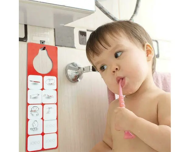 Joc educativ magnetic Invatam sa ne spalam pe dinti cu pictograme, Robo