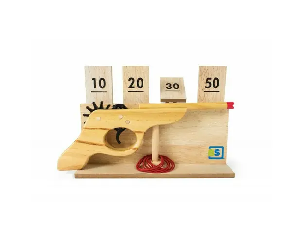 BS Toys - Joc de gradina Tinteste cu pistolul