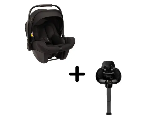 Nuna - Set scoica auto i-Size PIPA Lite Caviar R129 + Baza isofix BASE next i-Size pentru PIPA Lite