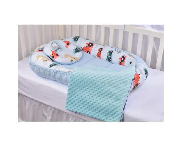 Set 3 piese babynest, paturica si pernuta model masinute si bleu