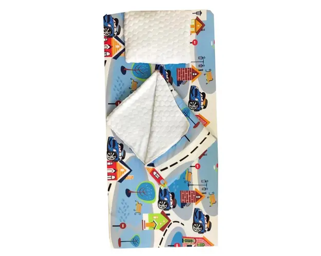 Set 3 piese de iarna paturica cu cearsaf si pernuta pentru pat 140x70 cm Deseda Oraselul