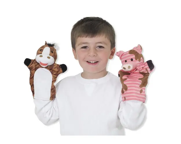 Melissa & Doug - Set 4 Papusi Deana Ferma