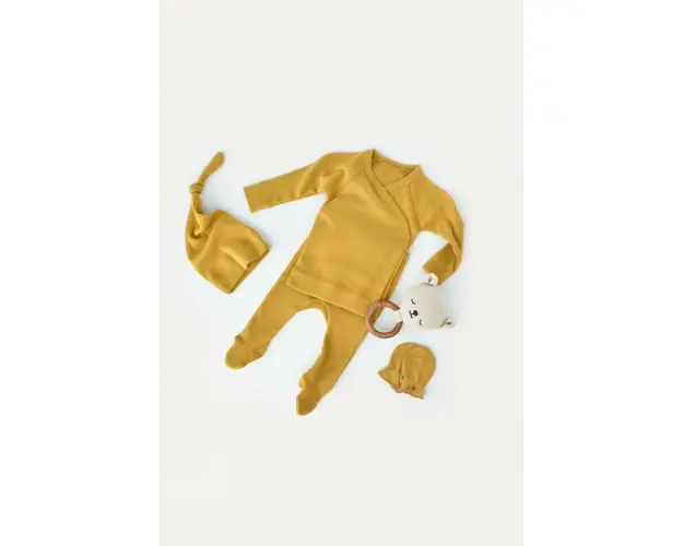 Set 4 piese: bluza, pantaloni, caciulita si manusi din bumbac organic si modal - Mustar, BabyCosy (Marime: 6-9 luni)