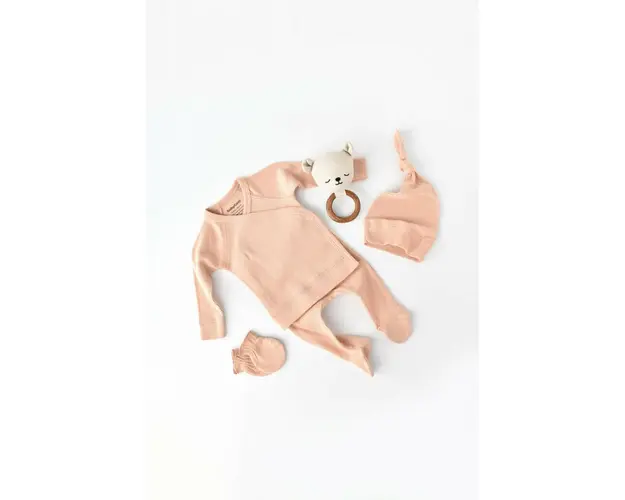 Set 4 piese: bluza, pantaloni, caciulita si manusi din bumbac organic si modal - Piersica, BabyCosy (Marime: 3-6 Luni)