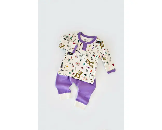 Set bluzita cu maneca lunga si nasturei si pantaloni lungi, 100% bumbac organic, BabyCosy, Mov (Marime: 9-12 luni)