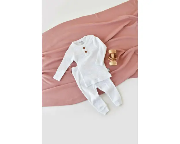 Set bluzita cu maneca lunga si pantaloni lungi din bumbac organic si modal - Alb BabyCosy (Marime: 18-24 Luni)