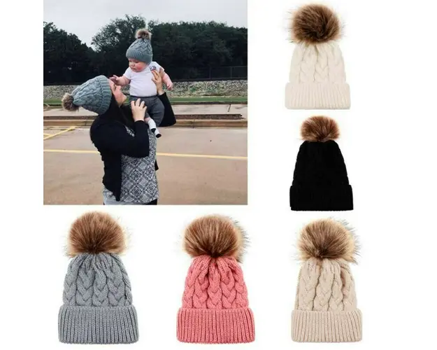 Set caciuli mama copil cu un pampon Drool (Culoare: Alb)