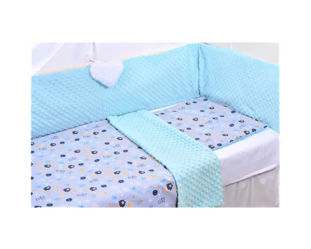 Set complet lenjerie 7 piese model astronauti si plus minky bleu gri patut 120x60 cm